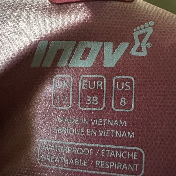 Inov -8 AT/C raceshell waterprooff running jacket size 8 - Picture 4 of 4